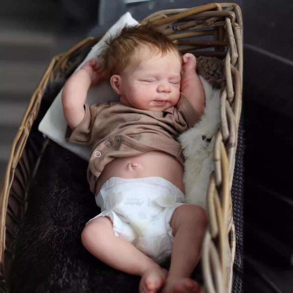 poupée bébé reborn réaliste